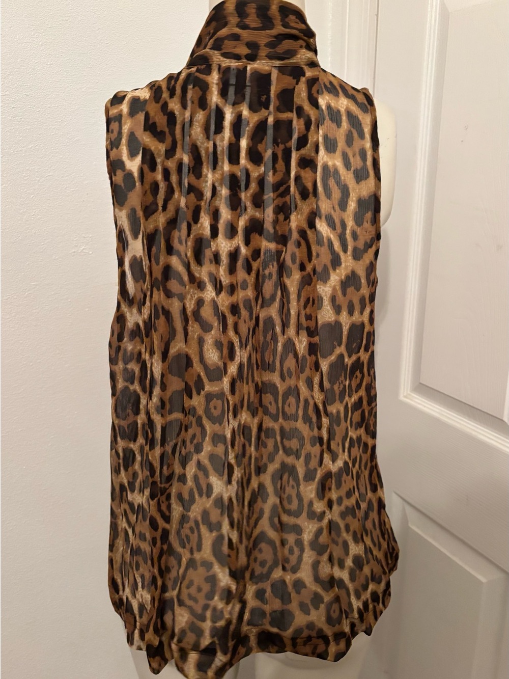 Vintage Spiegal silk leopard print sleeveless blouse 8 - Picture 7 of 8